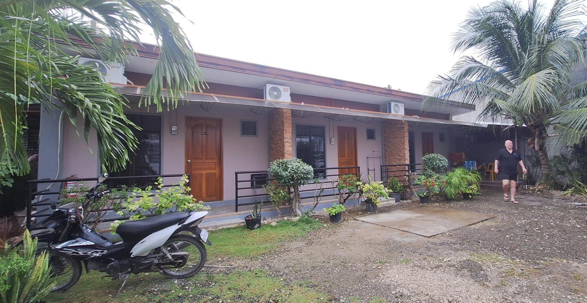 Casa Oeste Moalboal Eksteriør bilde