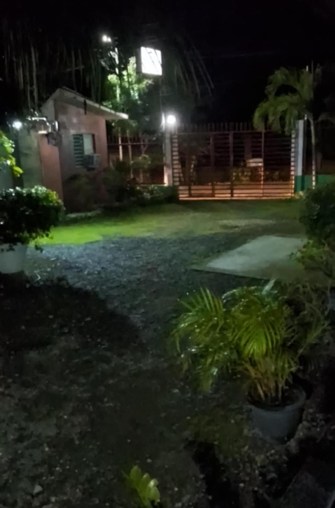 Casa Oeste Moalboal Eksteriør bilde